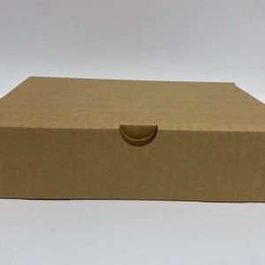 RP Post kutija ravna smedja  10 kg 215x155x50mm.  1 kom